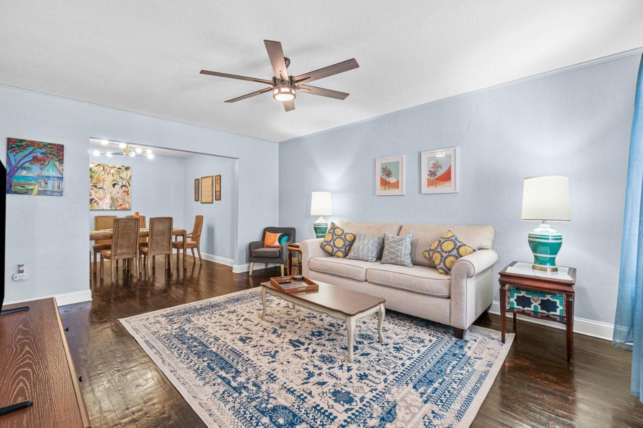 Steps To Beach & Downtown! Spacious Beach Bungalow #2 Lake Worth Beach Bagian luar foto