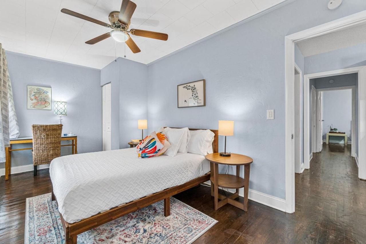 Steps To Beach & Downtown! Spacious Beach Bungalow #2 Lake Worth Beach Bagian luar foto
