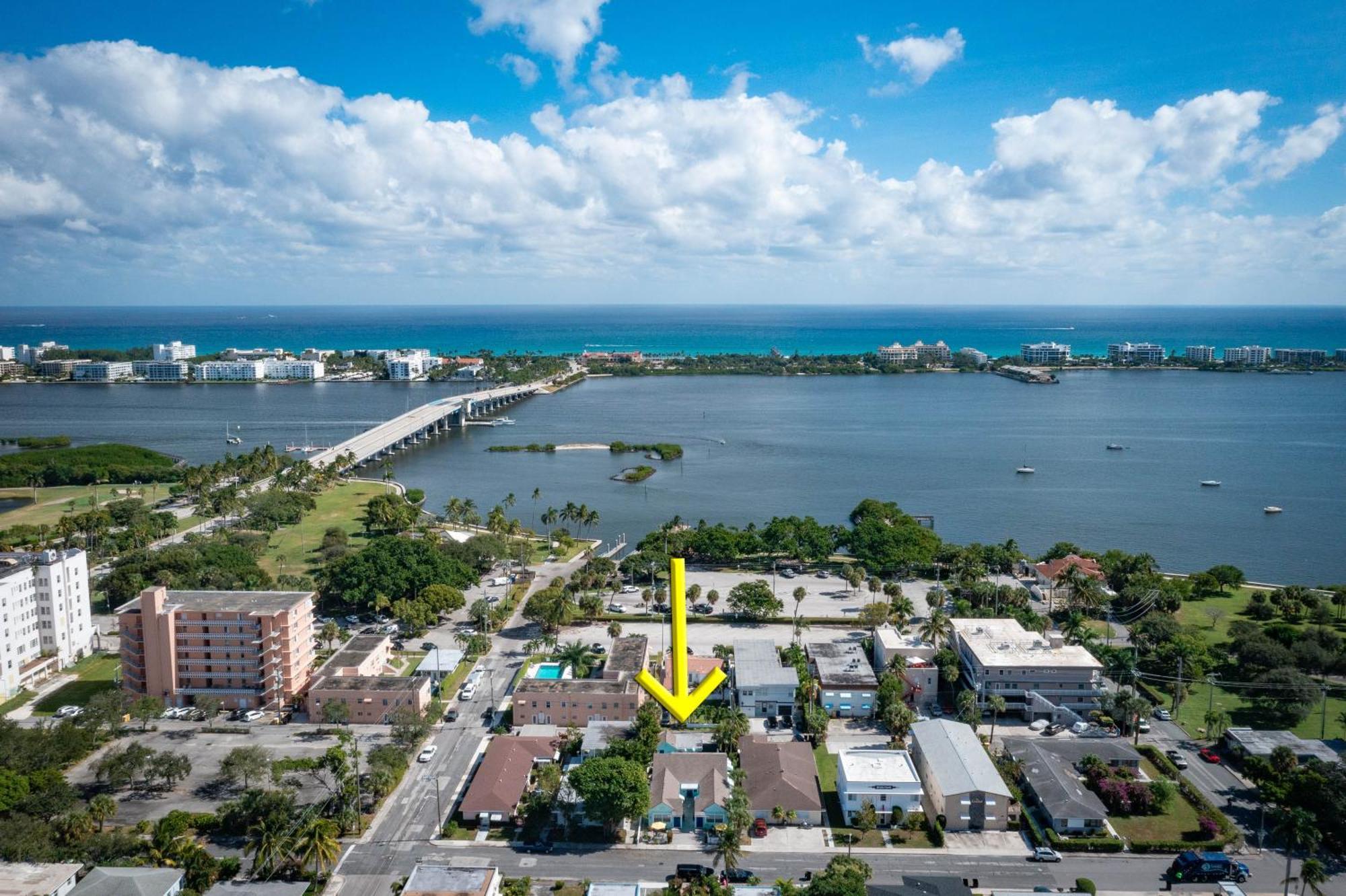 Steps To Beach & Downtown! Spacious Beach Bungalow #2 Lake Worth Beach Bagian luar foto