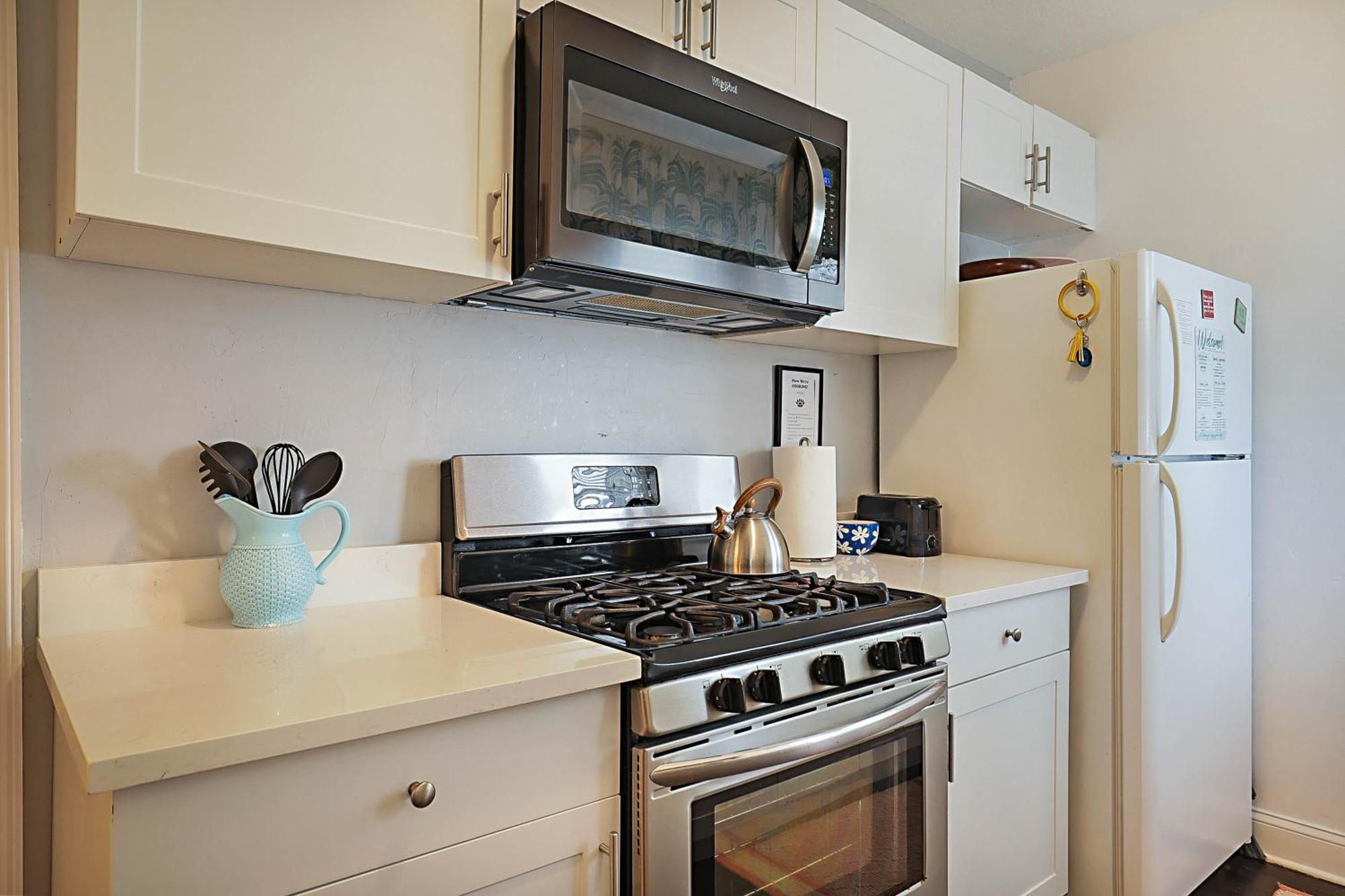 Steps To Beach & Downtown! Spacious Beach Bungalow #2 Lake Worth Beach Bagian luar foto