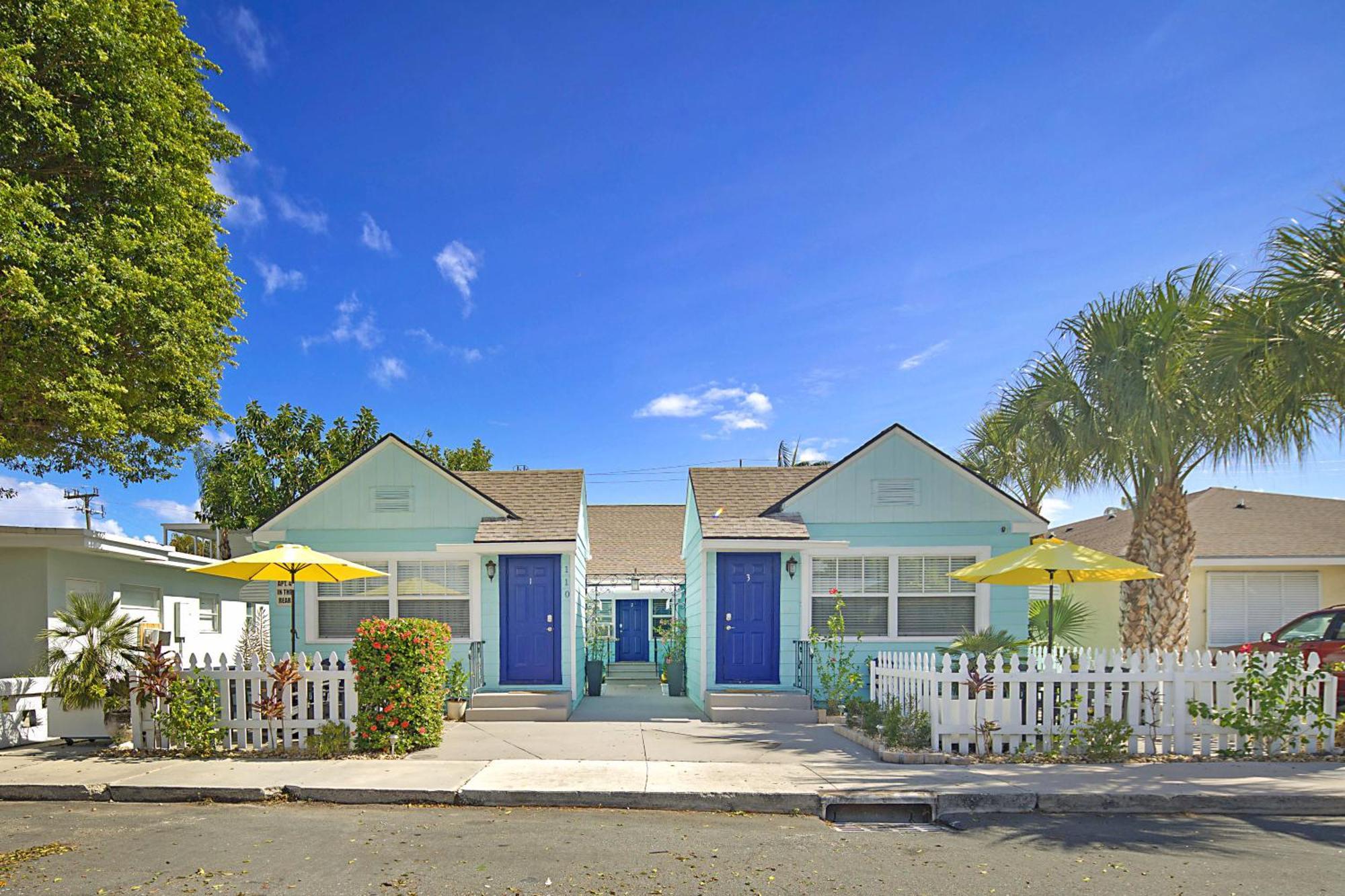 Steps To Beach & Downtown! Spacious Beach Bungalow #2 Lake Worth Beach Bagian luar foto